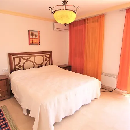 Aman128 Apartment *
